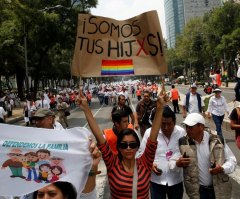 Pope Francis Backs 215,000 Catholics Protesting Mexico's Push to Legalize Gay Marriage