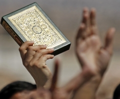 Evangelical Christian, Muslim Translator Publish Quran With 3,000 Bible References