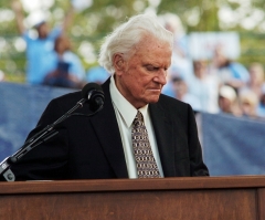 Billy Graham: Parents Should Welcome Rebellious Children Back With Open Arms