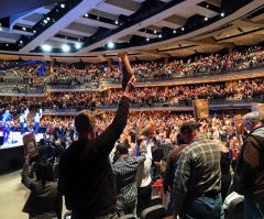 Fastest-Growing Churches Teach Literal Interpretation of the Bible, Study Finds