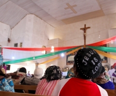 Muslim Woman Brings Christmas to 50 Christian Widows in Nigeria