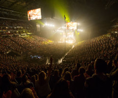 55,000 Pack Georgia Dome for Passion 2017, Sponsor Over 7,000 Children