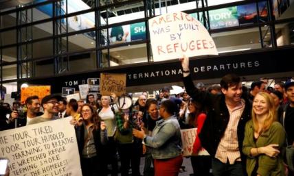 How The World is Reacting to Trump's Immigration Ban