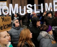 ISIS Praises Trump Travel Ban for Showing US as Anti-Islamic