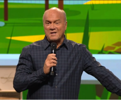 Greg Laurie: Most People Reject Christ Because of Mob Mentality