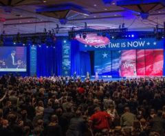 Christian Conservatives Outraged by CPAC Speaker Invite to Gay Breitbart Editor Milo Yiannopoulos