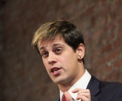 Milo Yiannopoulos Says Homophobia Did Not Play Role in CPAC Disinvite, Resigns From Breitbart News