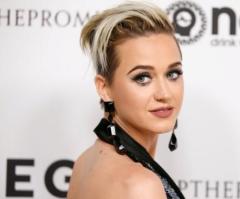 Katy Perry Says Church Should Judge Less, Tell People 'Come Just As You Are'; Praises Crystal Lewis as Her 'Madonna'