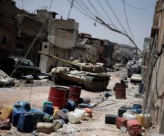 ISIS Close to Defeat in Mosul; Female Suicide Bombers Attack Troops