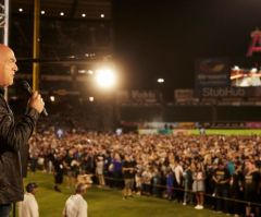 Over 10,000 Make Decisions for Christ at Greg Laurie's SoCal Harvest 2017