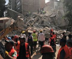 Nearly 220 Dead in Devastating Mexico Earthquake; Donald Trump, Pope Francis Call for God's Help