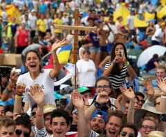 Polish Catholics Demonstrate Along 2,000-Mile Border to Protest Secularization, Islamization in Europe