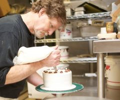 Christian Baker Jack Phillips Asked to Make Birthday Cake for Satan With Upside Down Cross