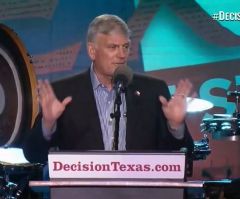 Franklin Graham Ends Decision Texas Tour, Says Level of Hatred Toward Trump Is 'Unbelievable'