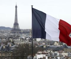 Christians in France Recite New Version of Lord's Prayer Amid Debate Over God and Temptation