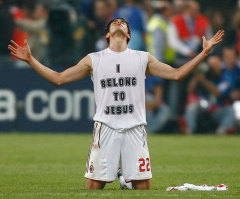 International Soccer Star Kaká Announces He's Leaving the Sport, Declaring 'I Belong to Jesus'