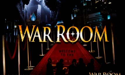 Make Your War Room God's Room With These Verses