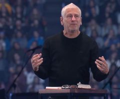 Louie Giglio at Passion Conference: 2 Important Questions to Ask Yourself