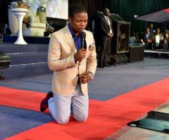 Pastor Who Claims to Walk on Air, Raise Dead, Has Church Shut Down Over 'Miracle Money'