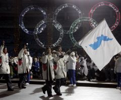 'Ghost Ship' With 8 Dead N. Koreans Washes Up in Japan During 'Unified Korea' Flag Announcement