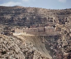 Orthodox Easter Celebrated at World's Oldest Monastery in Iraq