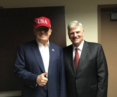 President Trump 'Understands the Power of Prayer,' Franklin Graham Says