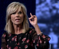 Beth Moore Slams Christians Who 'Demonize' Divorce as Worst Sin: 'We Do Not Submit to Abuse' 