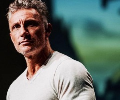 Tullian Tchividjian's Book 'Jesus + Nothing = Everything' Republished After Sex Scandal, Divorce