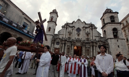 Evangelicals in Cuba: Controlled, Repressed, but Still Multiplying