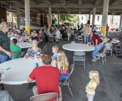 Tenn. Church Hosts 'Mr. Rogers' Good Neighbor Festival to Counter Judgmentalism of Churches