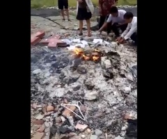 Chinese Communists Burn Crosses, Bibles; Force Christians to Sign Papers Renouncing Faith (VIDEO)