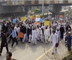 Muslims Block Roads, Call for Supreme Court Justices to Be Killed Over Asia Bibi Acquittal