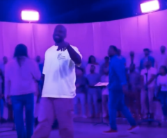 What is going on in this Kanye West 'Sunday Service' gospel rehearsal video?