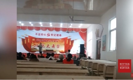 China forcing Christians to replace Jesus with Communist posters; turning pulpits into game rooms