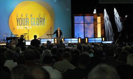 Harvest Bible Chapel-Naples pastor fired amid fallout over James MacDonald sabbatical, scrutiny