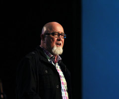 Former Harvest Bible Chapel worship leader says James MacDonald touched her inappropriately