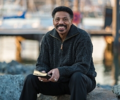 Tony Evans warns Satan attacking biblical manhood; society on 'precipice' of disaster