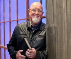 Harvest Bible Chapel allegedly made James MacDonald a millionaire; ECFA terminates membership