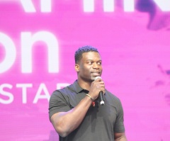 'Fatherhood begins in the womb,' says Ben Watson at NYC Times Square pro-life event