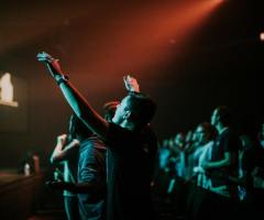 Millennial evangelicals more likely to attend church weekly than older generations, poll finds