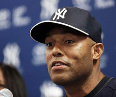 Yankees pitcher Mariano Rivera defends faith, support for Israel in response to attack 