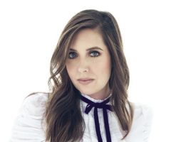 Singer Francesca Battistelli says God miraculously healed her after needing surgery while pregnant