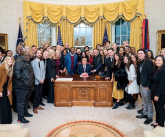 Brian Houston, Christian worship leaders pray for Trump, visit Oval Office 