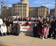 Pro-life group delivers nearly 380,000 petitions in effort to ban dismemberment abortion in Michigan