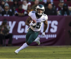 Eagles running back Boston Scott explains what Joshua 1:9 means to him