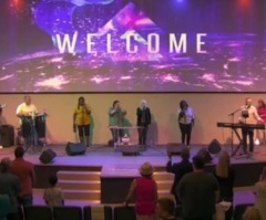 Texas teen arrested for sending mass shooting threat to church during worship service livestream