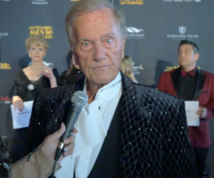 Pat Boone says late wife is watching over him, reveals warning he told Muhammad Ali 