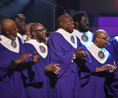  Super Bowl Gospel Celebration honors NFL siblings for work with American Cancer Society 