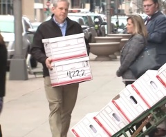 Colo. pro-life group may get 22-week abortion ban on ballot after submitting 138K signatures to state