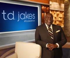 TD Jakes says churches ‘across the board’ struggling to ‘maintain financial impact’ amid pandemic